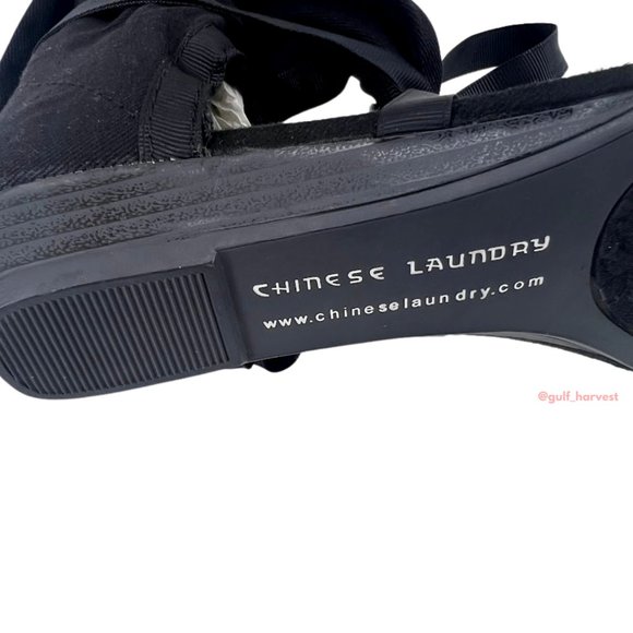 Chinese Laundry Women's Black Twill Sudoku Low Wedge Thong Sandal, Choose Size - Picture 12 of 14